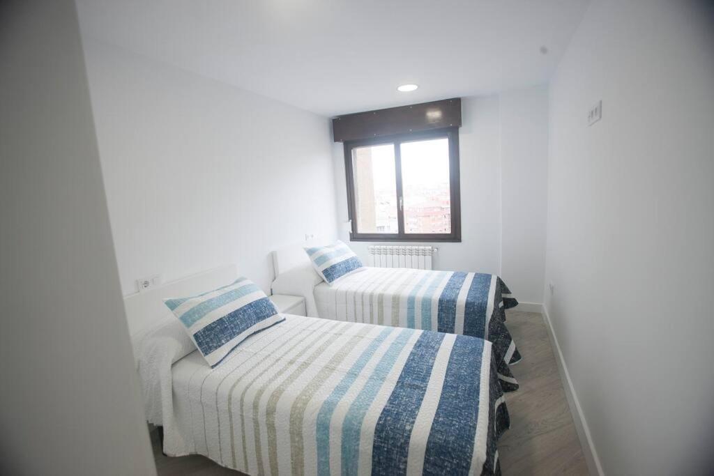 La Estrella Vut4497As Apartment Gijon Bagian luar foto