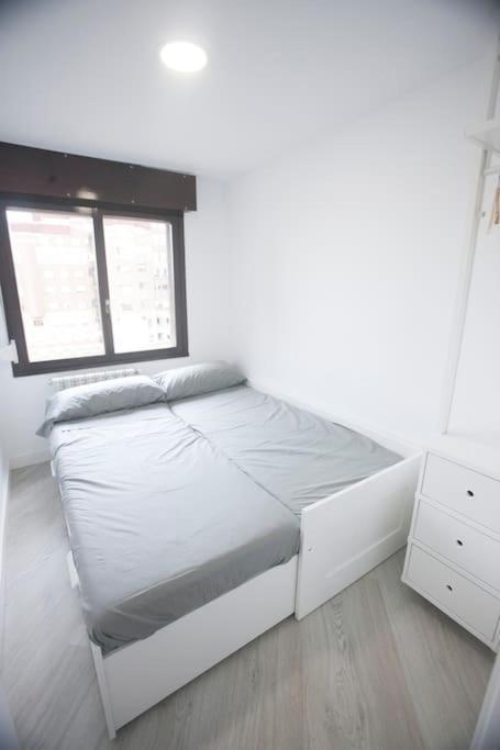 La Estrella Vut4497As Apartment Gijon Bagian luar foto